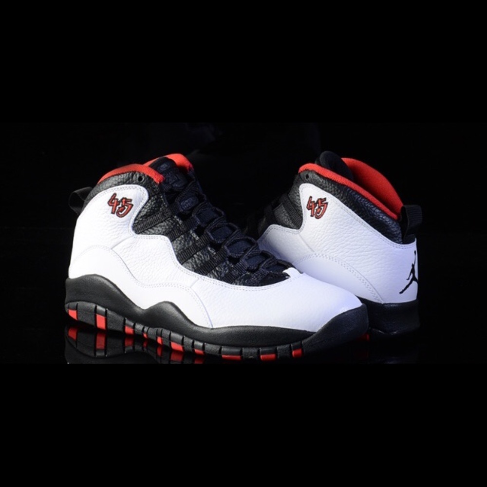 Air jordan Retro 10’s ‘Double Nickel’